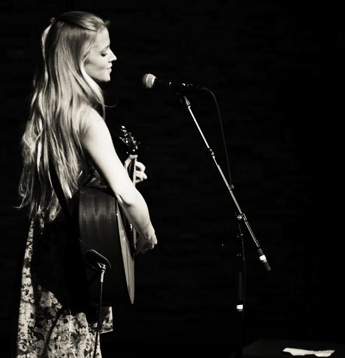 Marina Evans - Opening for Judy Collins, Photo by Sheila